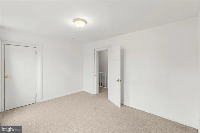 $1,950 | 162-164 South Main Street, Elmer, NJ 08318