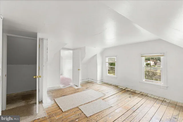 $1,950 | 162-164 South Main Street, Elmer, NJ 08318