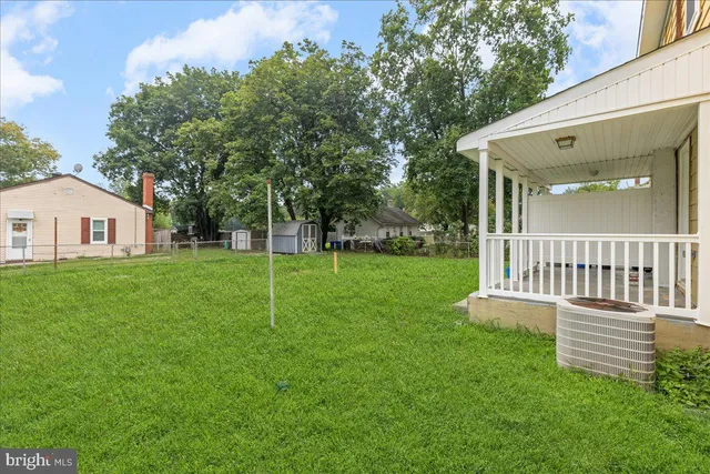 $1,950 | 162-164 South Main Street, Elmer, NJ 08318