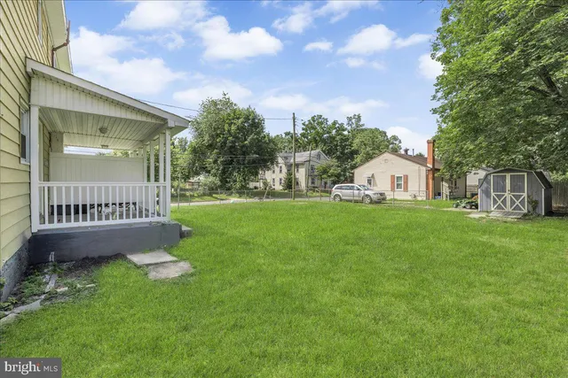 $1,950 | 162-164 South Main Street, Elmer, NJ 08318