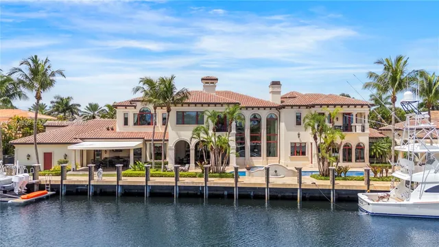 a view of a kitchen and living room