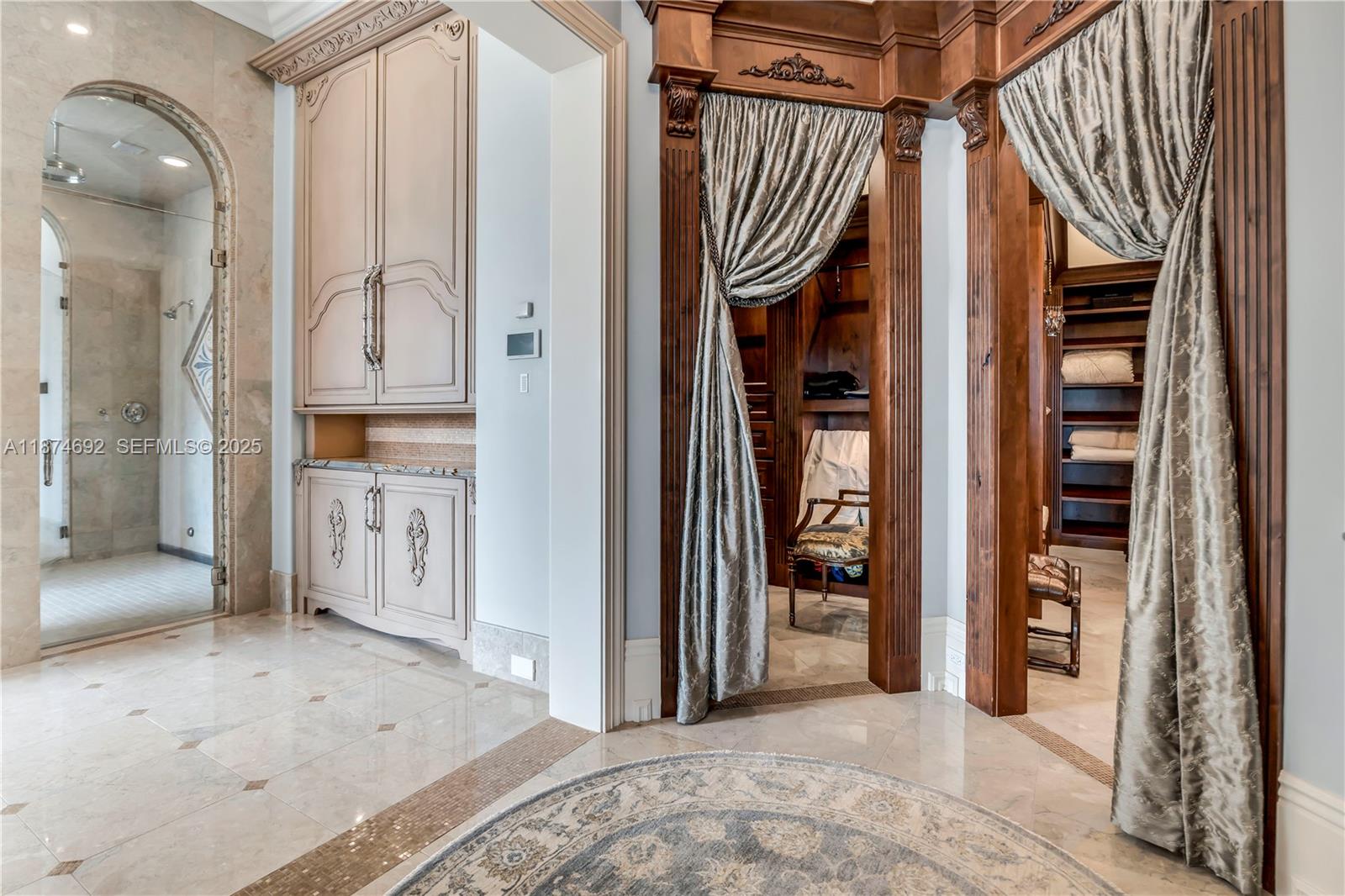 700 47th Street Boca Raton, FL 33431 - Photo 58 of 73 a view of an entryway and livingroom