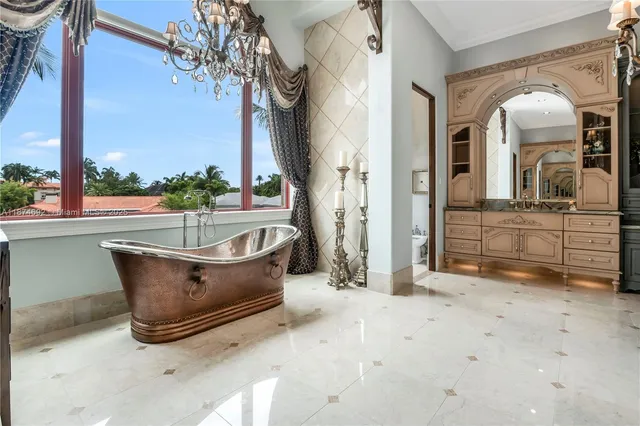 $22,990,000 | 700 47th Street, Boca Raton, FL 33431