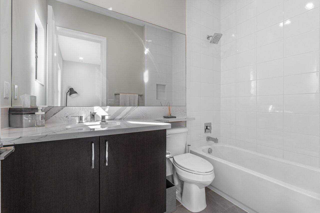 17371 Ristretto Trail Boca Raton, FL 33496 - Photo 19 of 49 Ensuite Bathroom