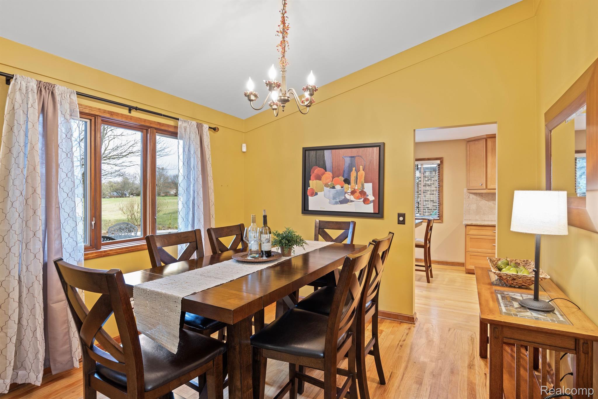591 Lockport Road Rochester, MI 48307 - Photo 7 of 40 Gallery Image 7