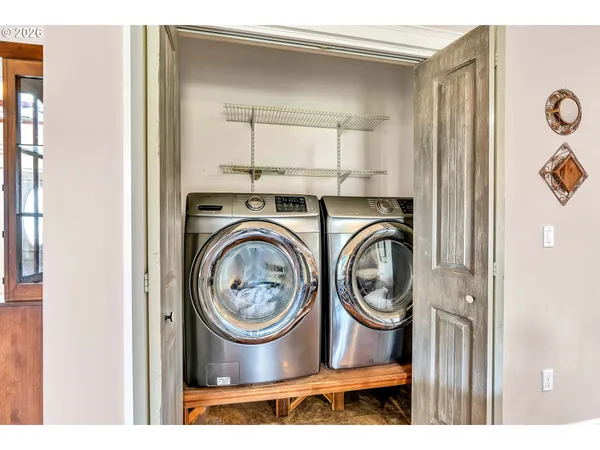 $449,000 | 580 East Azalea Street, Yamhill, OR 97148