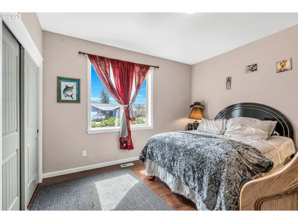 $449,000 | 580 East Azalea Street, Yamhill, OR 97148