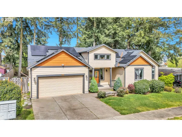 $449,000 | 580 East Azalea Street, Yamhill, OR 97148