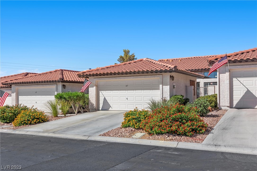 437 Ranger Court, Unit A Boulder City, NV 89005 - Photo 6 of 48