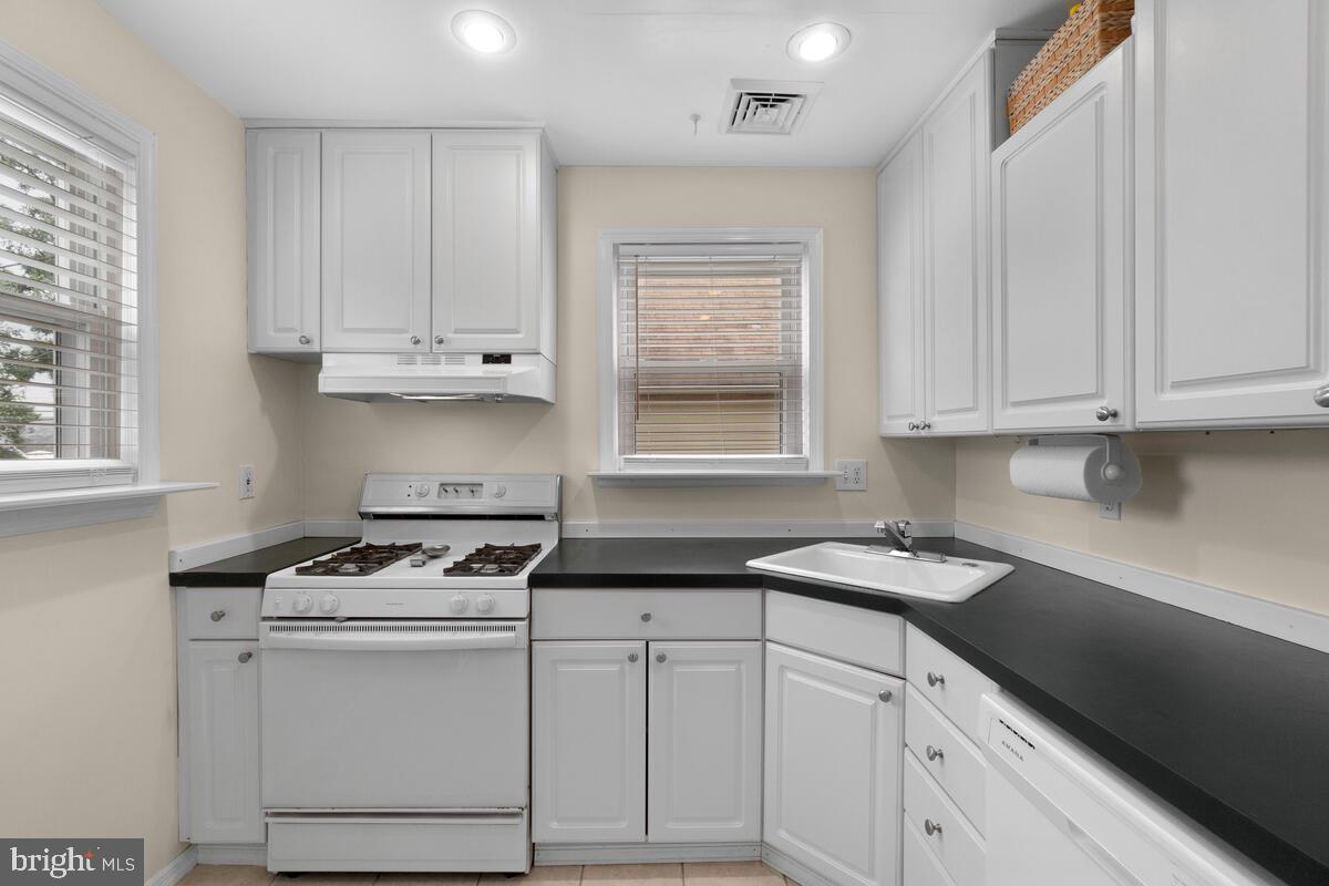 2529 Wycliffe Road Baltimore, MD 21234 - Photo 16 of 41 Gallery Image 16