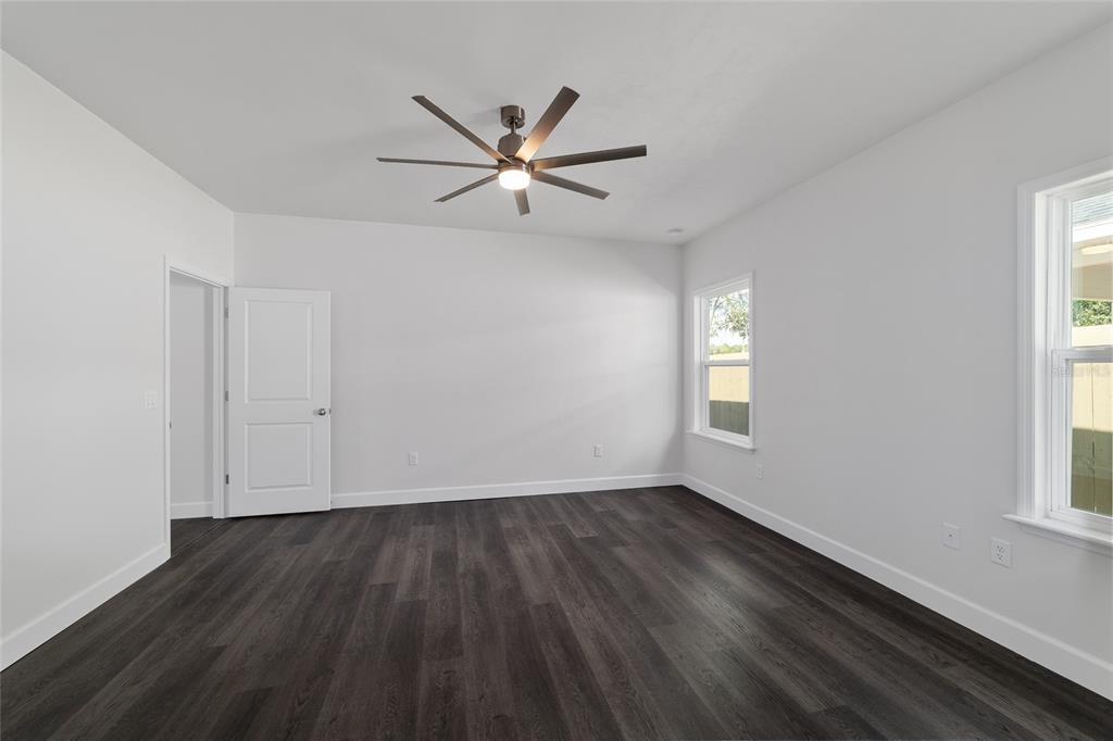 6710 Southwest 10th Lane Gainesville, FL 32607 - Photo 20 of 48