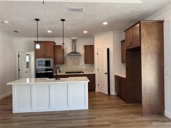 $397,400 | 6710 Southwest 10th Lane, Gainesville, FL 32607
