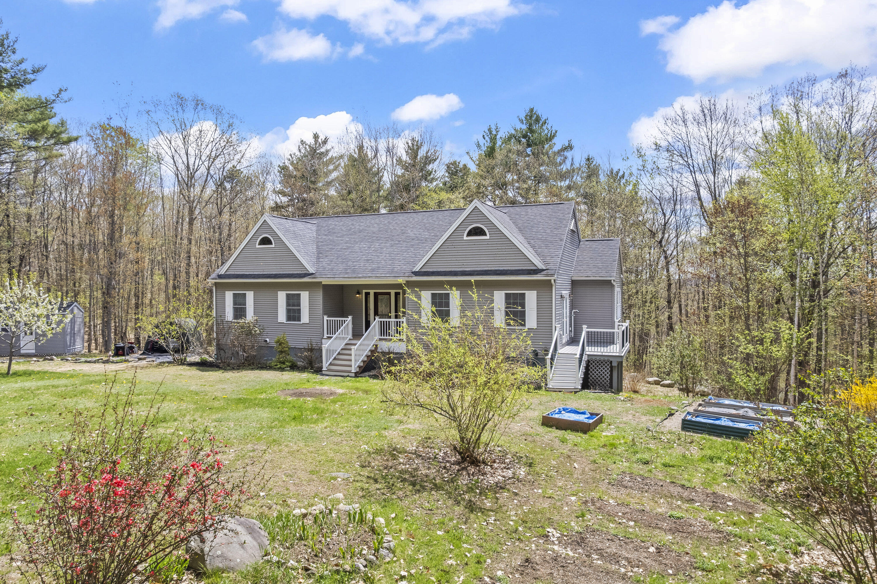 80 Maple St_0115