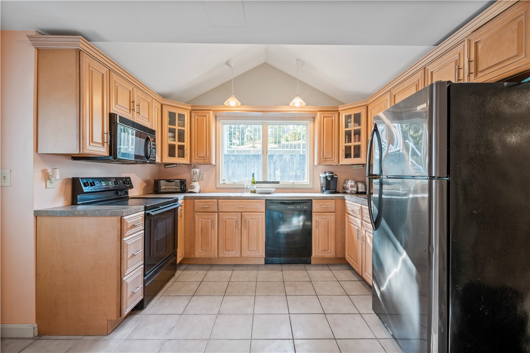 125 Lake Drive Glocester, RI 02814 - Photo 11 of 24