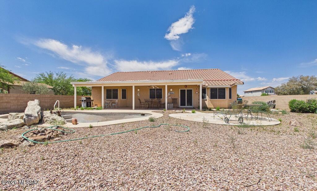 6827 South Star Ridge Place Tucson, AZ 85757 - Photo 21 of 27 CAM06457G6-PR0024-STILL031