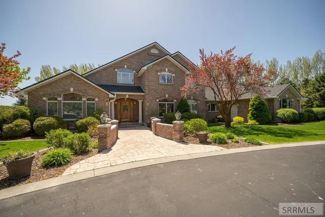 $2,100,000 | 13500 North 35th East, Idaho Falls, ID 83401