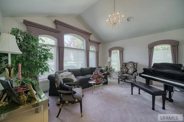 $2,100,000 | 13500 North 35th East, Idaho Falls, ID 83401