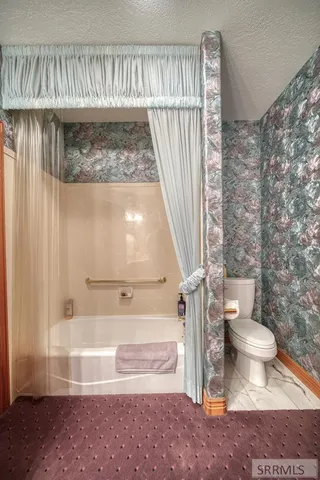 $2,100,000 | 13500 North 35th East, Idaho Falls, ID 83401