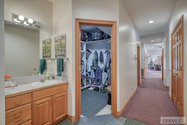 $2,100,000 | 13500 North 35th East, Idaho Falls, ID 83401