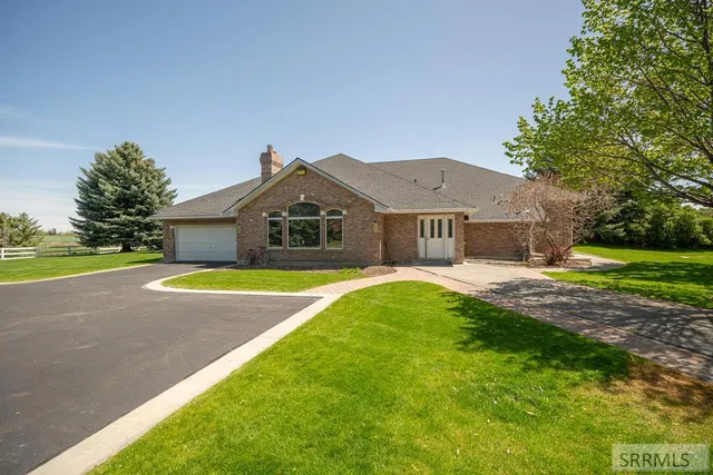 $2,100,000 | 13500 North 35th East, Idaho Falls, ID 83401