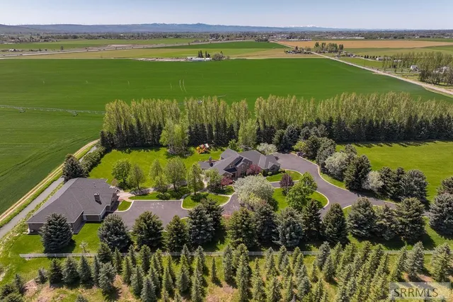 $2,100,000 | 13500 North 35th East, Idaho Falls, ID 83401