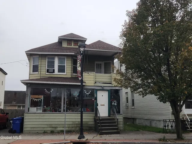 $280,000 | 902 19th Street, Watervliet, NY 12189