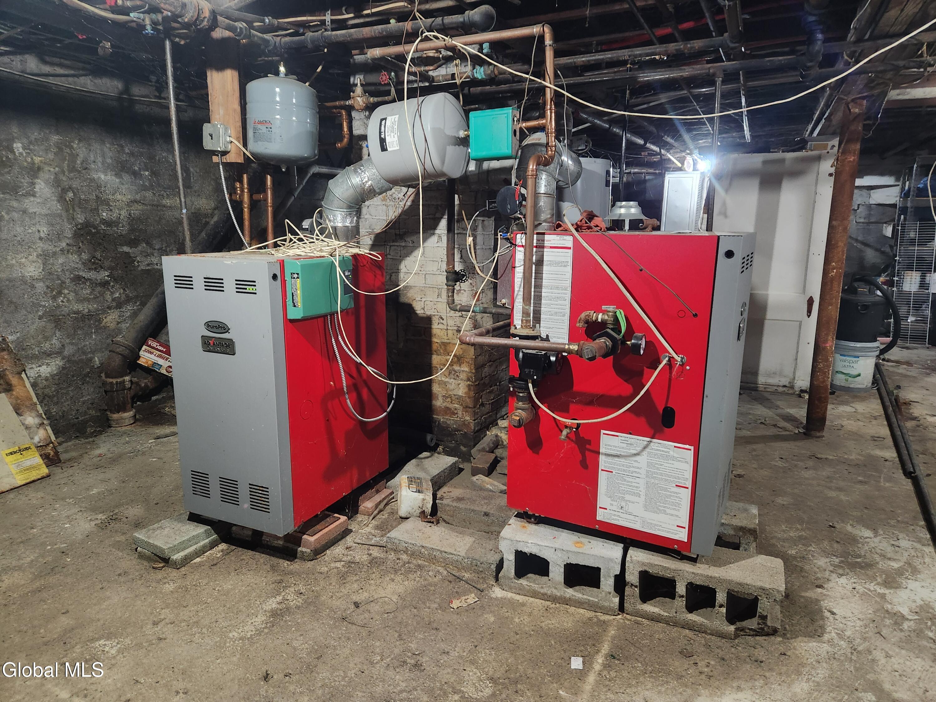 902 19th Street Watervliet, NY 12189 - Photo 24 of 41 20251105_181022