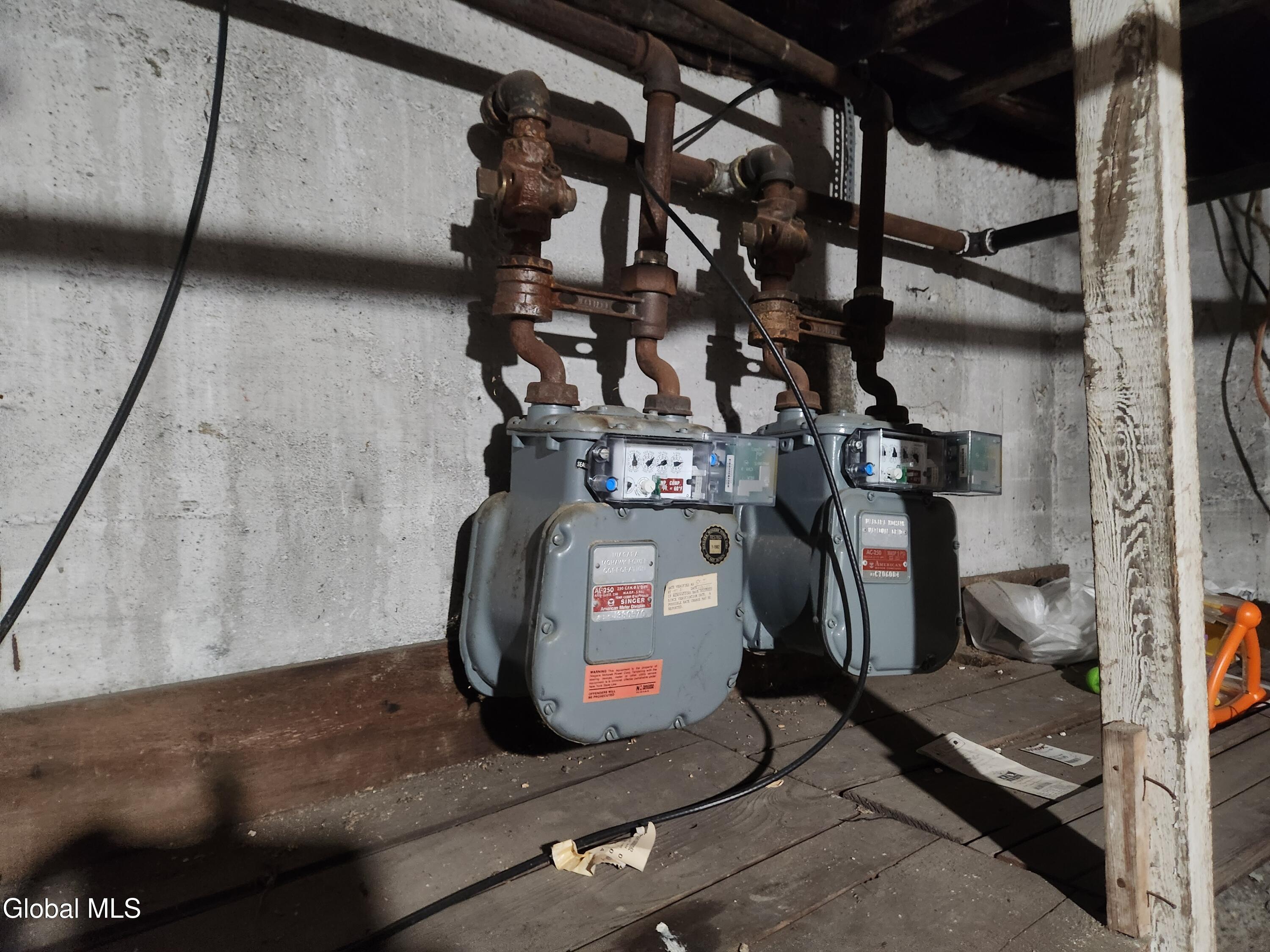 902 19th Street Watervliet, NY 12189 - Photo 27 of 41 20251105_181059