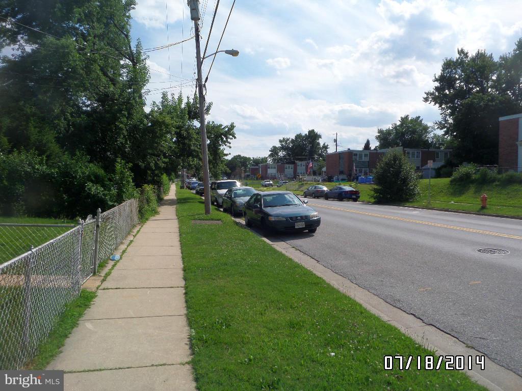 4111 Hollins Ferry Road Baltimore, MD 21227 - Photo 6 of 6 Community