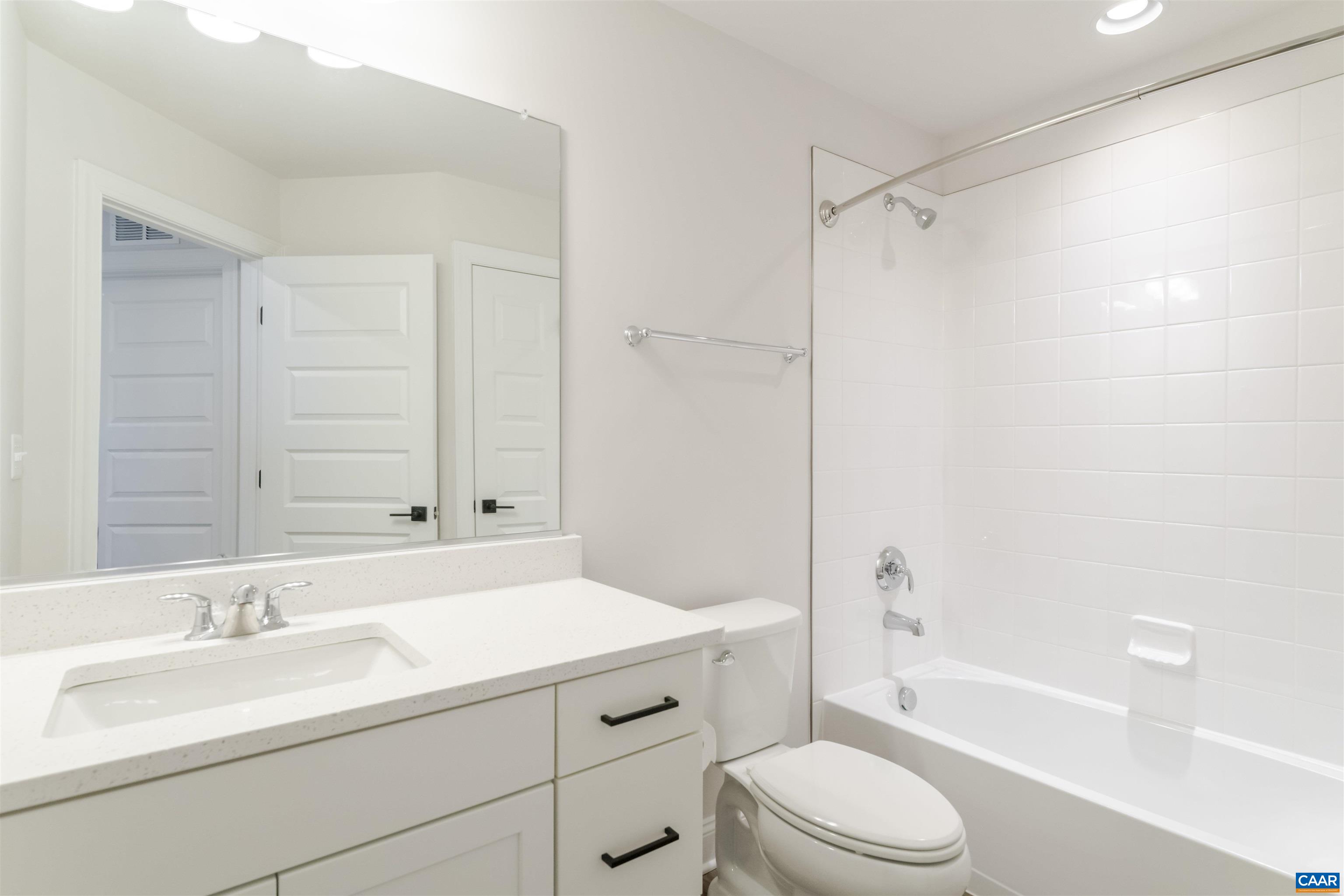 791 Park Ridge Drive Crozet, VA 22932 - Photo 20 of 31 Full hall bath upstairs