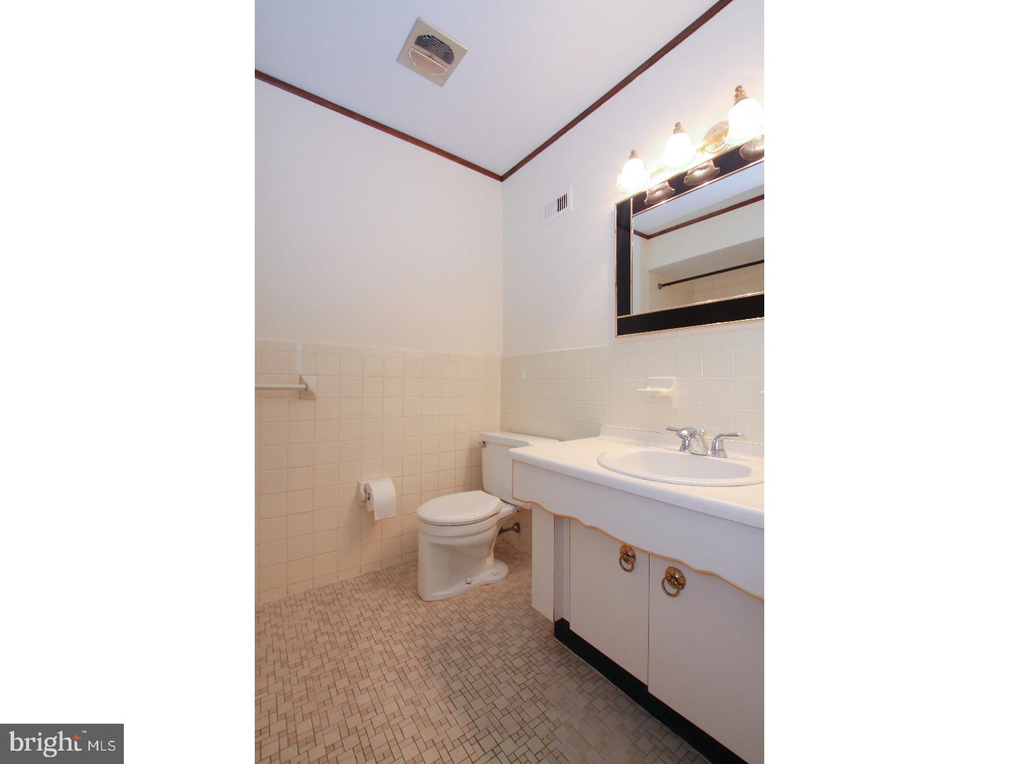 508 Addison Street Philadelphia, PA 19147 - Photo 18 of 24