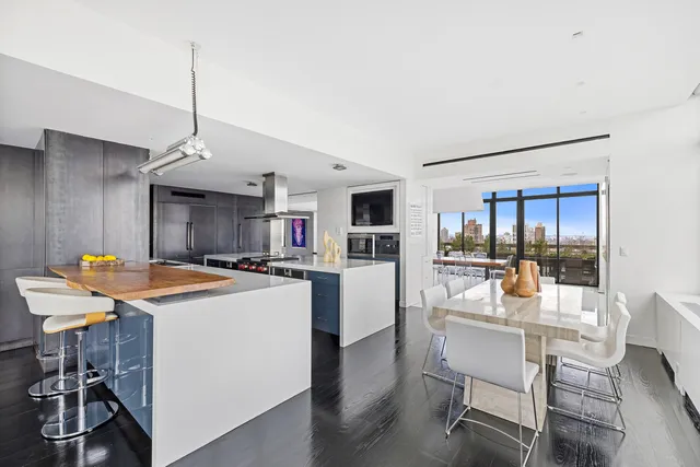 $10,000,000 | 422 East 72nd Street, Unit 40/41AB | Lenox Hill