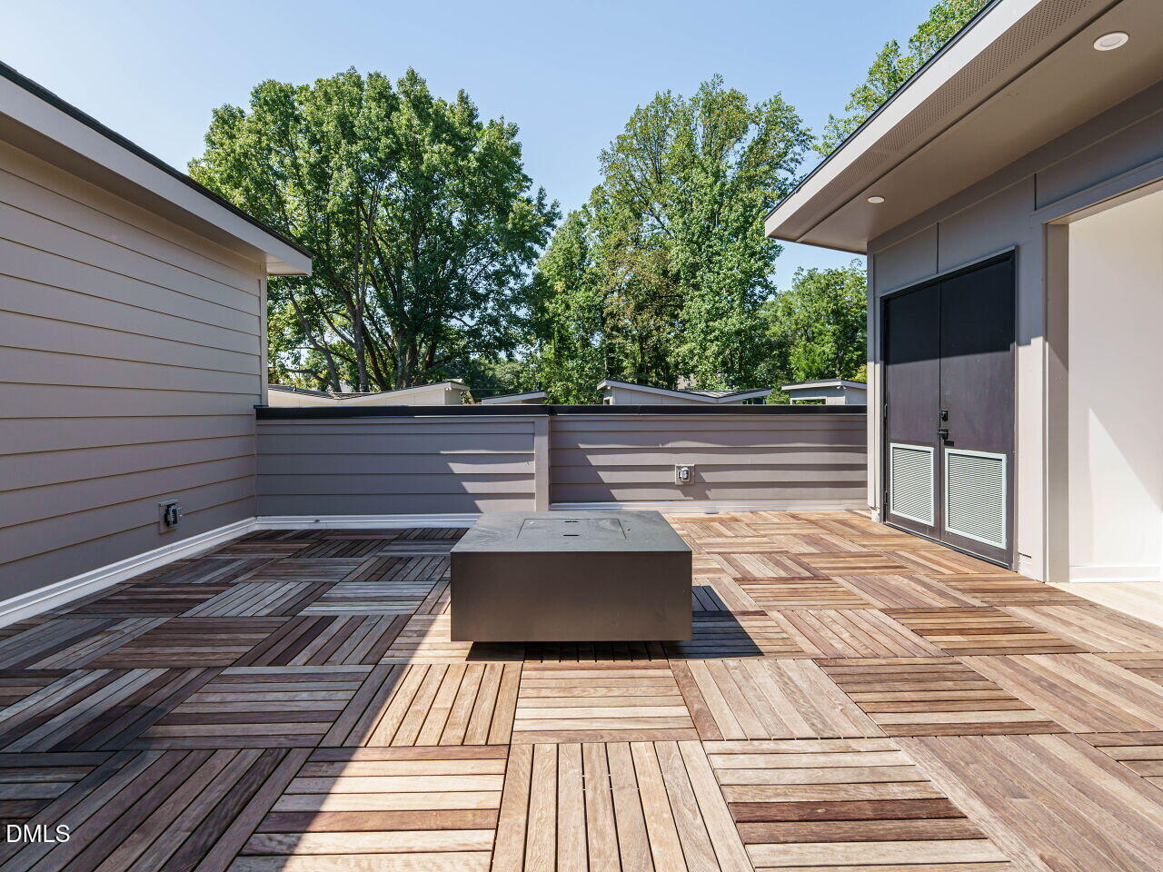 1523 Urban Trace Lane Raleigh, NC 27608 - Photo 29 of 32 027-1280x960-rooftop-veranda