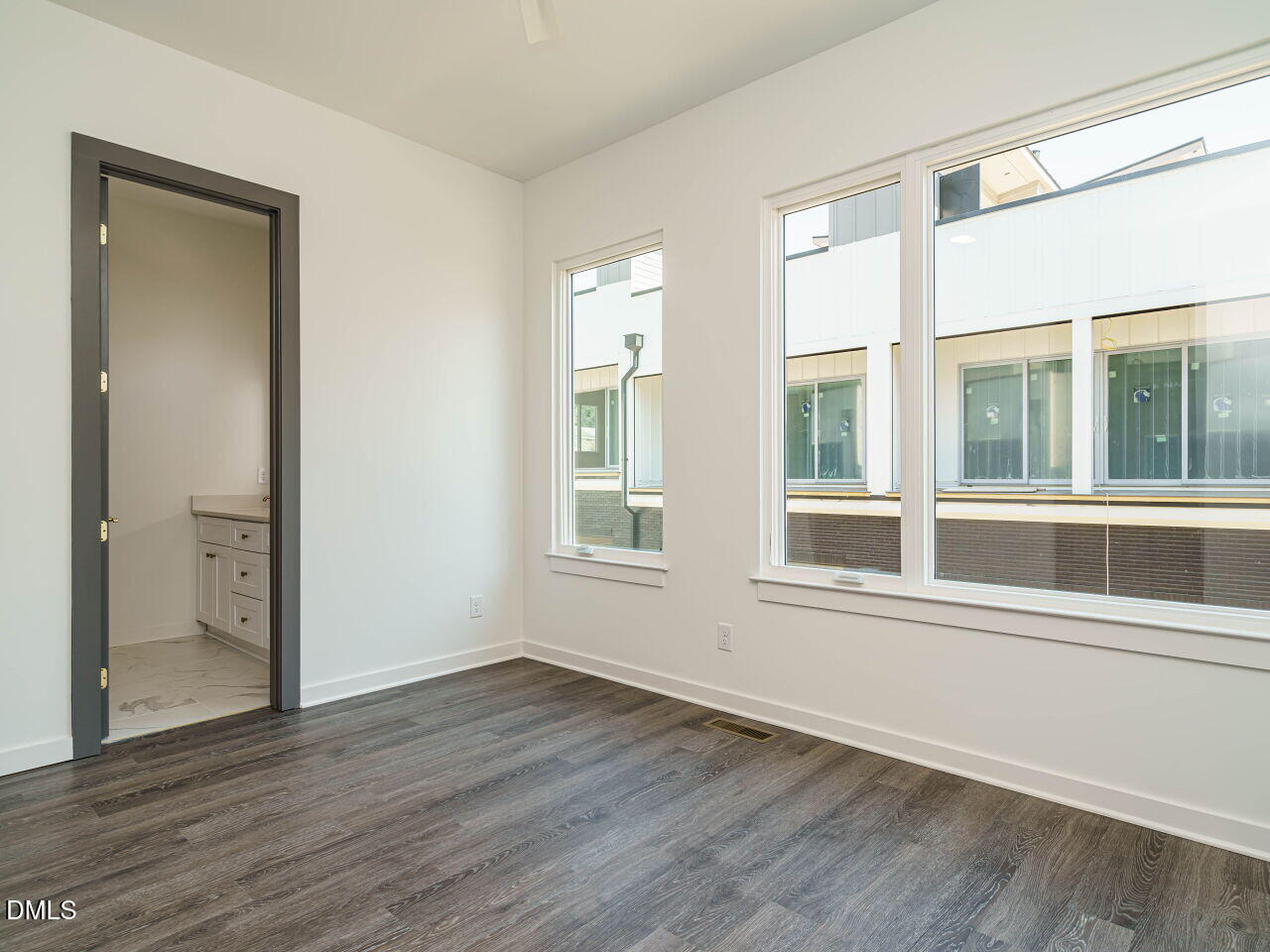 1523 Urban Trace Lane Raleigh, NC 27608 - Photo 10 of 32 024-1280x960-primary-br