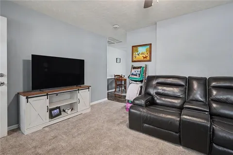 $285,000 | 1615 East Glenn Drive, Lawrence, KS 66044