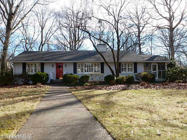 1147 Huntingdon Road Winston-Salem, NC 27104 - Photo 1 of 16 Exterior Front. 1147 Huntingdon is a corner lot in popular Sherwood Forest