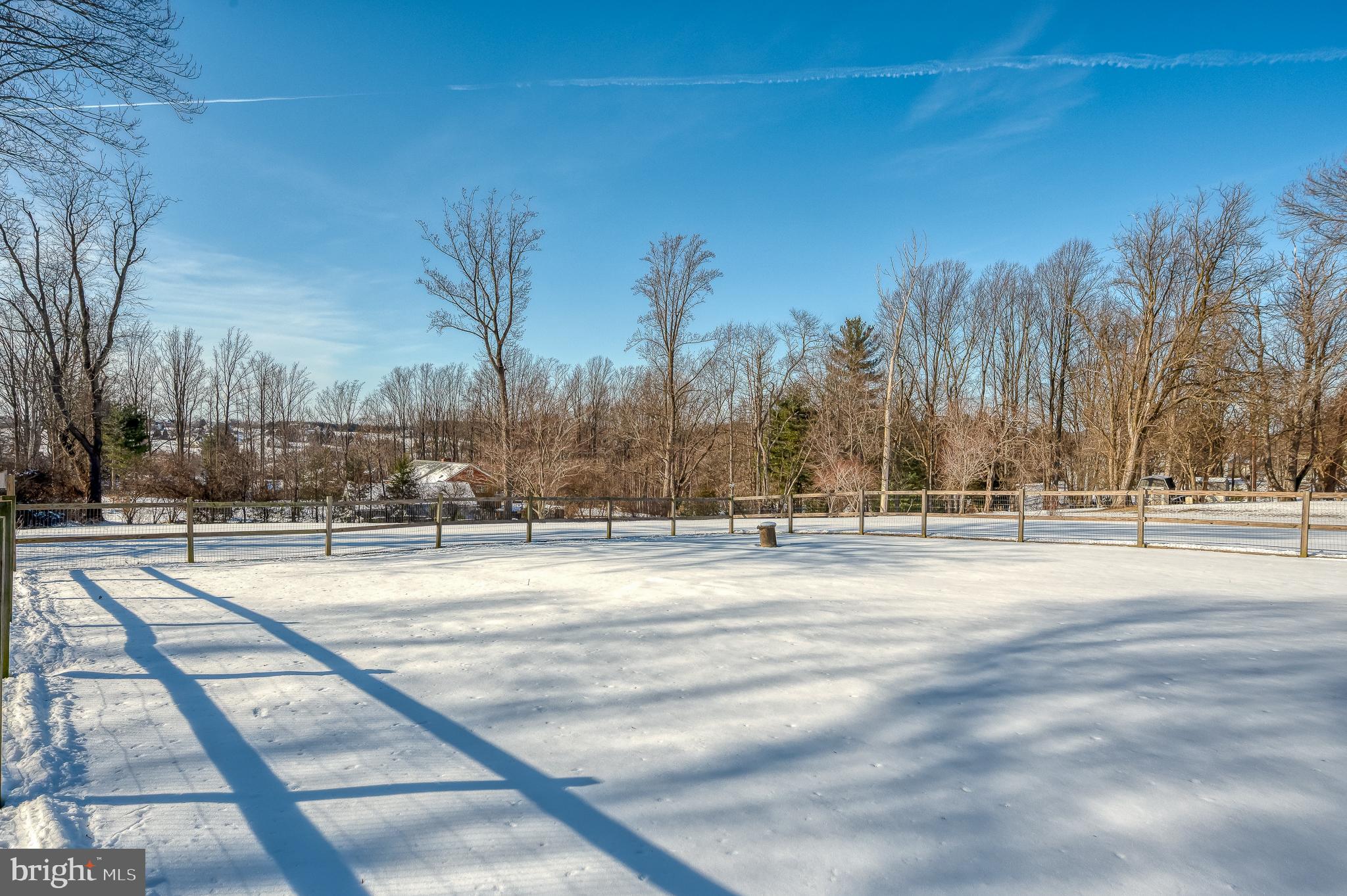 2210 Pleasantville Road Fallston, MD 21047 - Photo 45 of 56 Large Fenced in Area