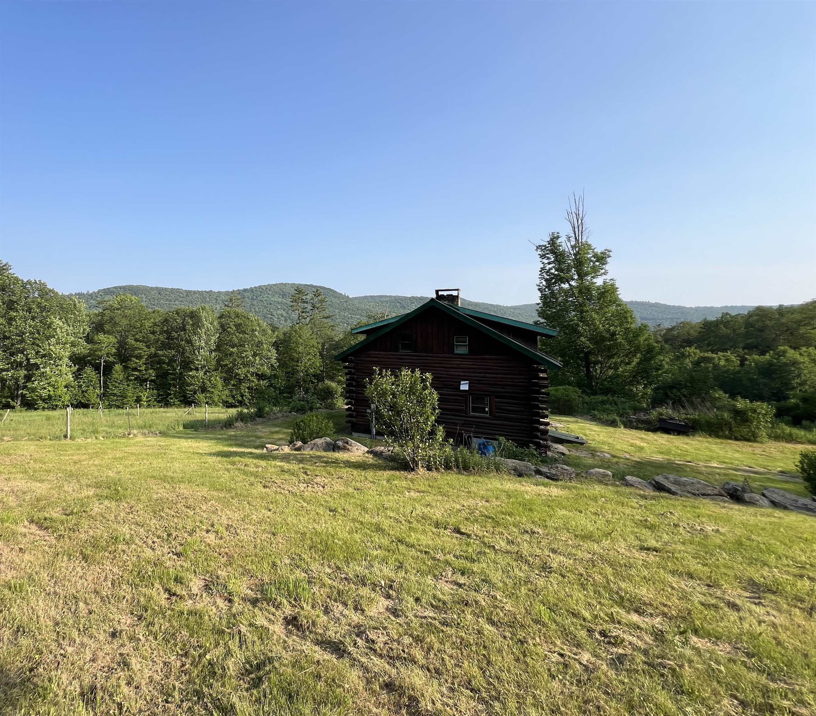 2194 Mowrey Road Jamaica, VT 05343 - Photo 31 of 50 Gallery Image 31