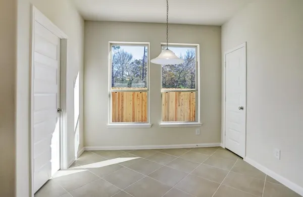 $2,400 | 18830 Sawtooth Oak Court, Magnolia, TX 77355