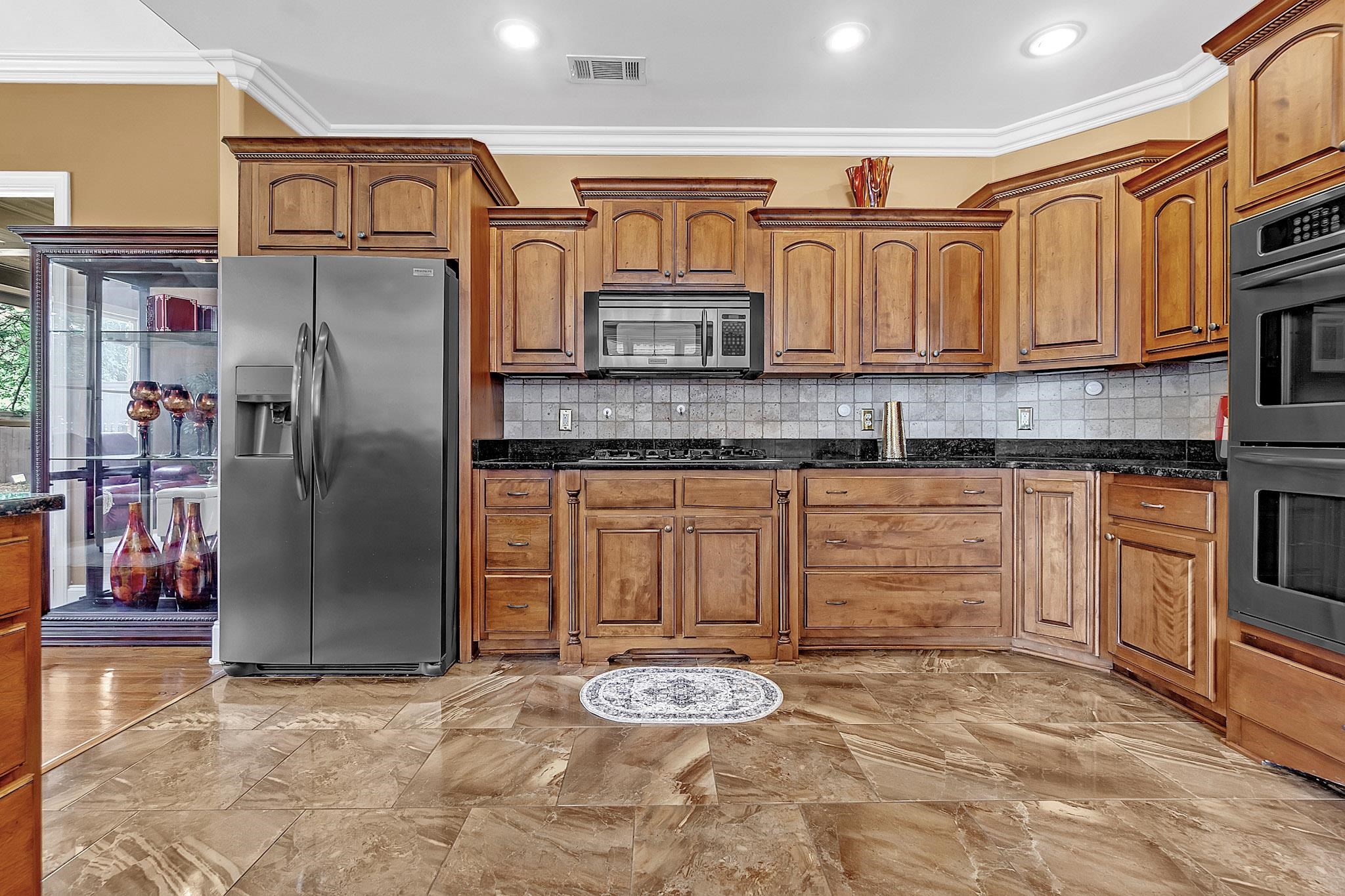 649 Ridge Springs Road Collierville, TN 38017 - Photo 11 of 38 Kitchen