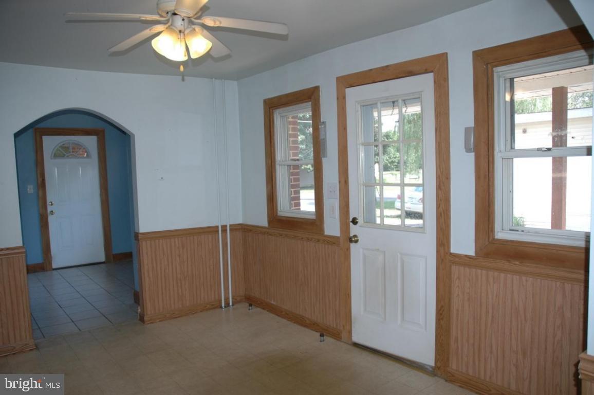 2613 South Pine Grove Street Lebanon, PA 17046 - Photo 13 of 37 Gallery Image 13