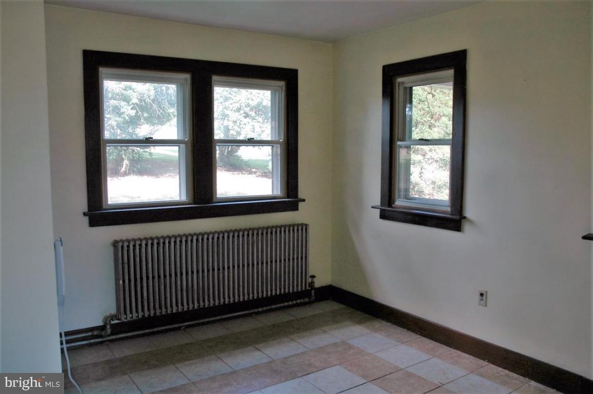 2613 South Pine Grove Street Lebanon, PA 17046 - Photo 16 of 37 Gallery Image 16
