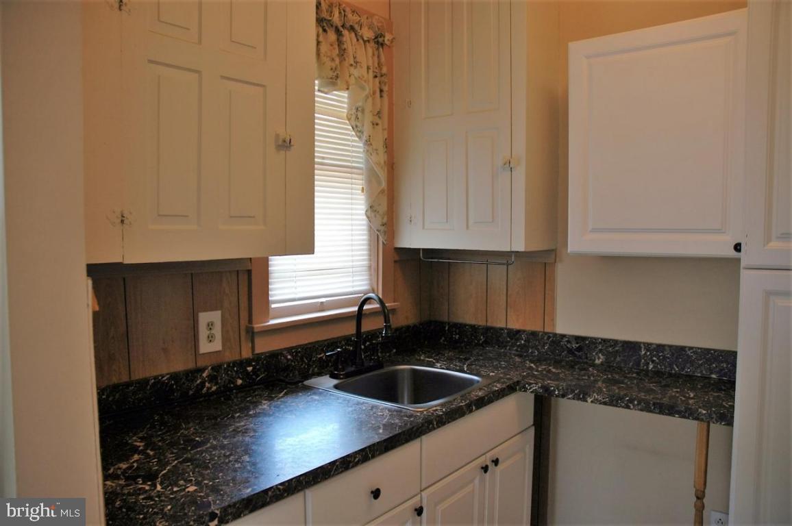 2613 South Pine Grove Street Lebanon, PA 17046 - Photo 21 of 37 Gallery Image 21