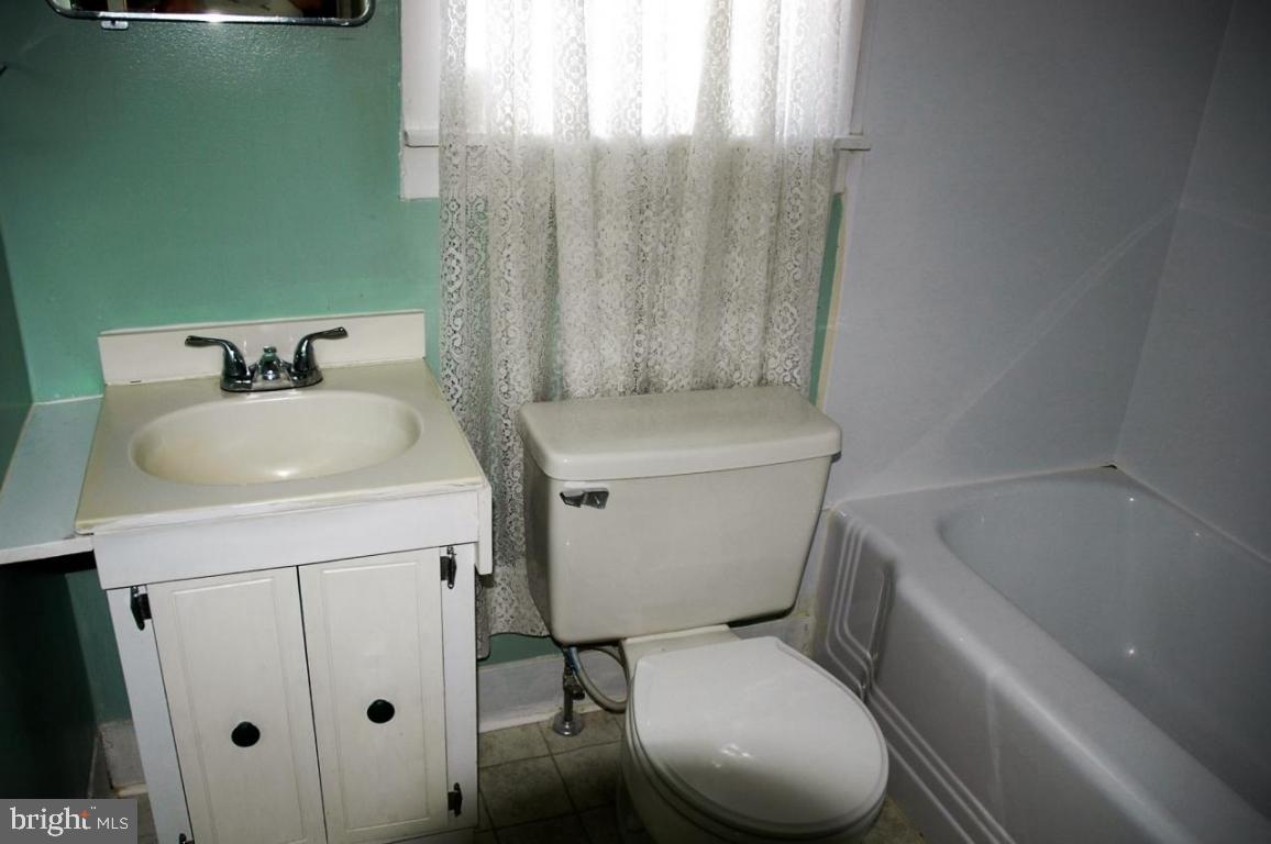 2613 South Pine Grove Street Lebanon, PA 17046 - Photo 23 of 37 Gallery Image 23