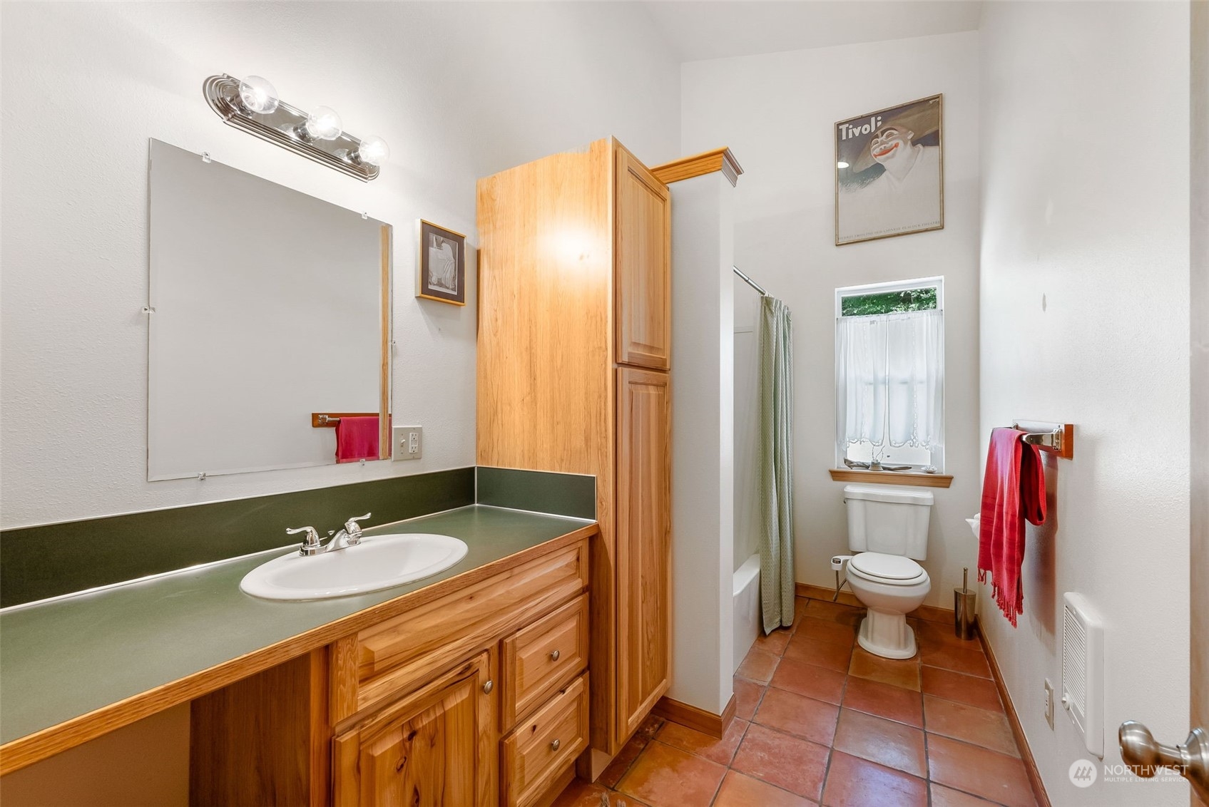 702 Sugar Hill Road Port Hadlock, WA 98339 - Photo 21 of 40 a bathroom with a sink and a mirror