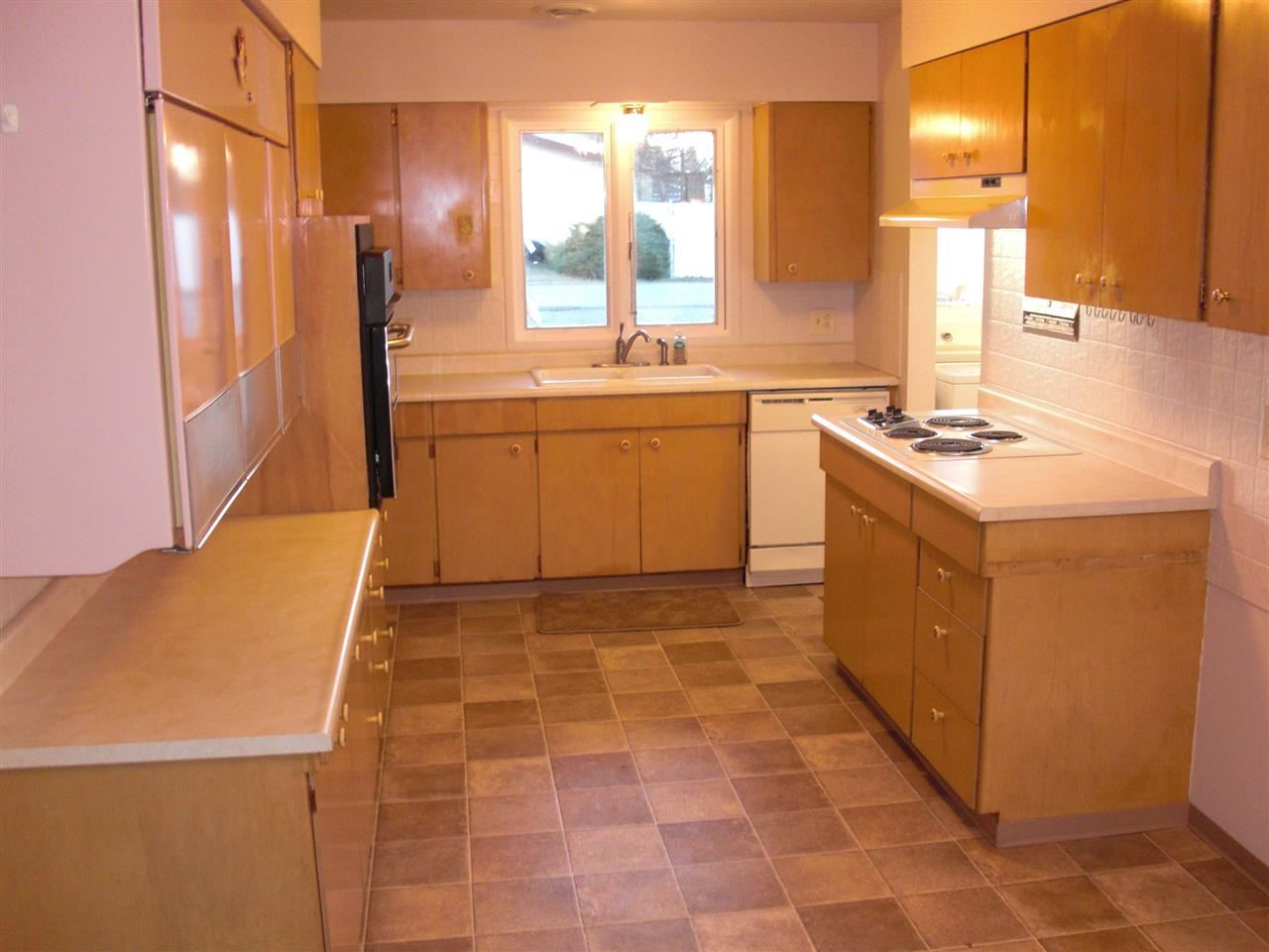 1319 South Blake Road Spokane Valley, WA 99216 - Photo 5 of 17