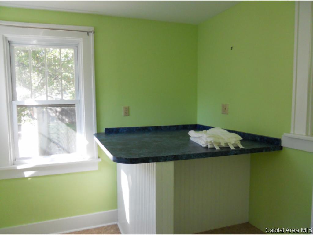 1837 Dial Court Springfield, IL 62704 - Photo 14 of 21 Gallery Image 14