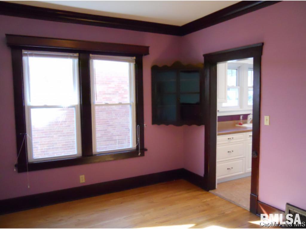 1837 Dial Court Springfield, IL 62704 - Photo 5 of 21 Gallery Image 5
