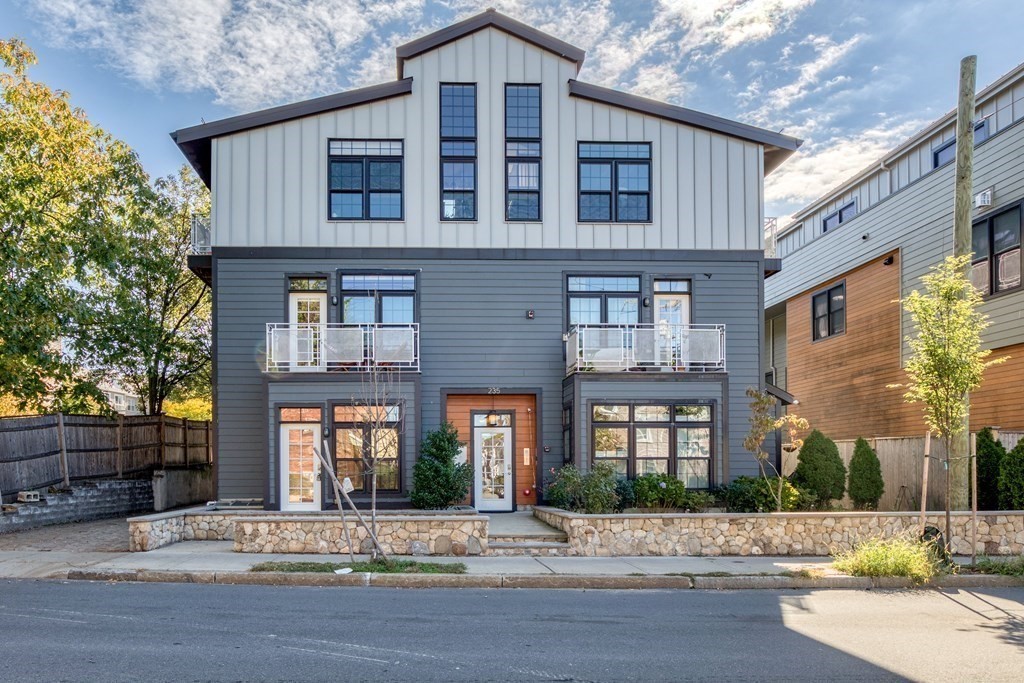 235 Lowell Street, Unit 1, Somerville, MA 02144 Compass