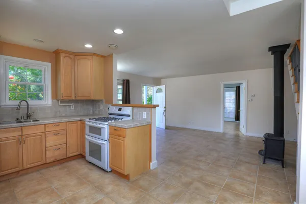 $1,300,000 | 381 5th Street, Solvang, CA 93463